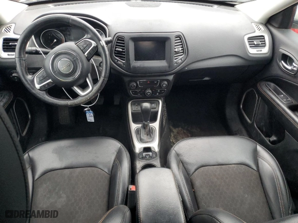 2019 Jeep Compass Latitude w/Sun/Wheel Pkg with VIN 3C4NJCBB5KT820017, listed as a Copart auction lot 41439165 with NaN miles and Salvage Title. Bid and sale history available at carsss.com. Image 8.