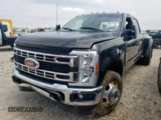 2024 Ford F-350 XL z VIN 1FT8W3DM4REC62569, wystawiony jako Copart lot #58057795 z przebiegiem Nie podano mil oraz Szkoda całkowita • Salvage title. Historia ofert i sprzedaży dostępna na DreamBid. Obrazek 1.