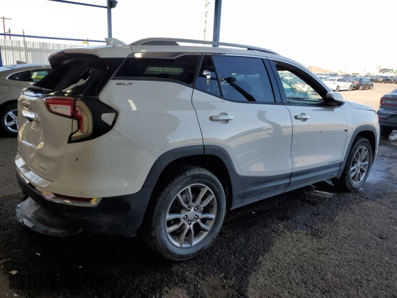 2022 GMC Terrain SLT with VIN 3GKALVEV8NL201026, listed as a Copart auction lot 51654795 with Not Provided miles and Salvage Title. Bid and sale history available at DreamBid. Image 3.