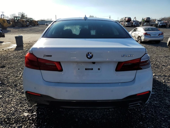 2019 BMW 5 Series 540i xDrive with VIN WBAJE7C59KWW14855, listed as a Copart auction lot 49840104 with 61,705 mi miles and Salvage title. Bid and sale history available at DreamBid. Image 6.