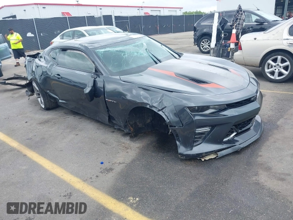 2017 Chevrolet Camaro 2SS with VIN 1G1FH1R72H0177890, listed as a IAAI auction lot 41935185 with 17,510 mi miles. Bid and sale history available at carsss.com. Image 1.