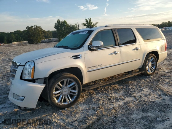2010 Cadillac Escalade z VIN 1GYUCKEF1AR285882, wystawiony jako Copart lot #84595804 z przebiegiem 225 775 mil mil oraz Nie do naprawy • Non repairable. Historia ofert i sprzedaży dostępna na DreamBid. Obrazek 1.
