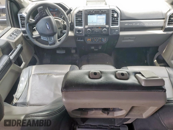 2017 Ford F-350 XL with VIN 1FT8W3CTXHEC96474, listed as a Copart auction lot 58448205 with 319,293 mi miles and Salvage title. Bid and sale history available at DreamBid. Image 8.