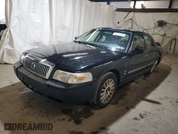 2010 Mercury Grand Marquis LS z VIN 2MEBM7FV6AX628705, wystawiony jako Copart lot #52185105 z przebiegiem 139 485 mil mil oraz Szkody całkowita. Historia ofert i sprzedaży dostępna na DreamBid. Obrazek 1.