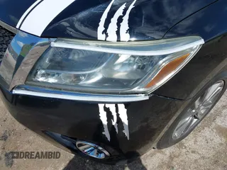 2014 Nissan Pathfinder Platinum with VIN 5N1AR2MN0EC611577, listed as a IAAI auction lot 42336426 with 140,019 mi miles and . Bid and sale history available at DreamBid. Image 12.