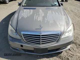 2012 Mercedes-Benz S 550 z VIN WDDNG9EB4CA455048, wystawiony jako Copart lot #54227215 z przebiegiem Nie podano mil oraz Nie do naprawy • Non repairable. Historia ofert i sprzedaży dostępna na DreamBid. Obrazek 11.