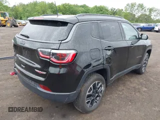 2019 Jeep Compass Trailhawk with VIN 3C4NJDDB7KT727762, listed as a IAAI auction lot 42299260 with 56,733 mi miles and . Bid and sale history available at DreamBid. Image 18.