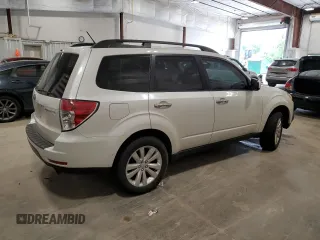 2012 Subaru Forester X Limited with VIN JF2SHAEC1CH465551, listed as a Copart auction lot 58904925 with 203,443 mi miles and Clean title. Bid and sale history available at DreamBid. Image 3.