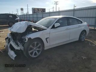 2015 BMW 4 Series 428i z VIN WBA4A9C55FGL86731, wystawiony jako Copart lot #42700155 z przebiegiem 110 897 mil mil oraz Szkody całkowita. Historia ofert i sprzedaży dostępna na DreamBid. Obrazek 1.