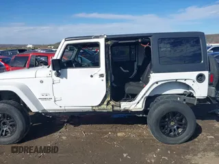 2017 Jeep Wrangler Unlimited Sahara with VIN 1C4BJWEG2HL552382, listed as a IAAI auction lot 41631092 with 96,097 mi miles and . Bid and sale history available at DreamBid. Image 15.