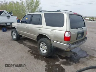 2001 Toyota 4Runner SR5 z VIN JT3HN86R019056725, wystawiony jako IAAI lot #42032030 z przebiegiem 327 390 mil mil oraz . Historia ofert i sprzedaży dostępna na DreamBid. Obrazek 3.