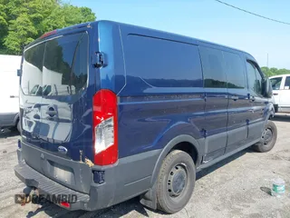 2019 Ford Transit z VIN 1FTYR1ZG6KKA84380, wystawiony jako IAAI lot #42456376 z przebiegiem 112 719 mil mil oraz . Historia ofert i sprzedaży dostępna na DreamBid. Obrazek 4.