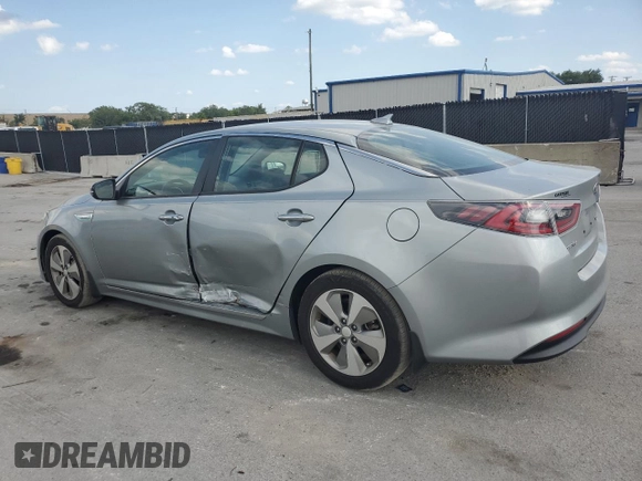 2015 Kia Optima EX z VIN KNAGN4AD9F5090363, wystawiony jako Copart lot #53523145 z przebiegiem 120 956 mil mil oraz Szkoda całkowita • Salvage title. Historia ofert i sprzedaży dostępna na DreamBid. Obrazek 2.