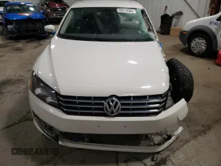 2014 Volkswagen Passat with VIN 1VWAN7A39EC012884, listed as a Copart auction lot 85518584 with Not provided miles and Salvage title. Bid and sale history available at DreamBid. Image 5.