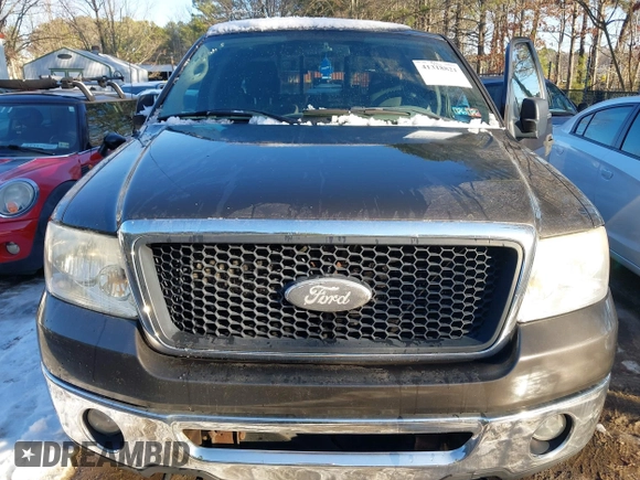 2007 Ford F-150 STX with VIN 1FTRX14W17FB65876, listed as a IAAI auction lot 41318821 with 206,254 mi miles. Bid and sale history available at carsss.com. Image 6.