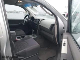 2006 Nissan Pathfinder SE with VIN 5N1AR18U56C635693, listed as a IAAI auction lot 41507131 with 117,611 mi miles. Bid and sale history available at carsss.com. Image 5.