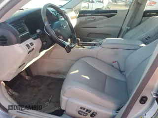 2009 Lexus LS 460 L z VIN JTHGL46FX95035992, wystawiony jako Copart lot #46688365 z przebiegiem 109 763 mil mil oraz Szkoda całkowita • Salvage title. Historia ofert i sprzedaży dostępna na DreamBid. Obrazek 7.