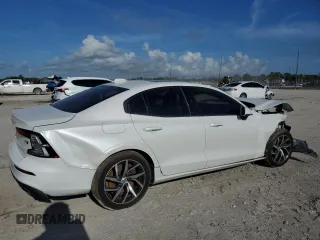 2019 Volvo S60 Momentum with VIN 7JRA22TK9KG017396, listed as a Copart auction lot 70008864 with 63,270 mi miles and Non Repairable. Bid and sale history available at carsss.com. Image 3.