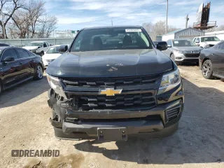 2021 Chevrolet Colorado 2WD LT with VIN 1GCHSCEA6M1279972, listed as a Copart auction lot 43365445 with 64,152 mi miles and Salvage Title. Bid and sale history available at carsss.com. Image 5.