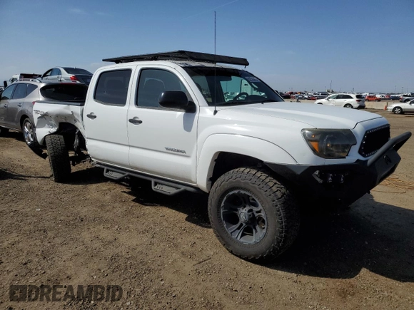 2014 Toyota Tacoma with VIN 3TMLU4EN7EM144839, listed as a Copart auction lot 52728065 with 32,610 mi miles and Salvage Title. Bid and sale history available at DreamBid. Image 4.