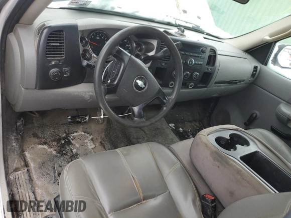 2009 Chevrolet Silverado 1500 with VIN 1GBHC44KX9F170295, listed as a Copart auction lot 45369965 with 166,640 mi miles and Salvage Title. Bid and sale history available at DreamBid. Image 8.