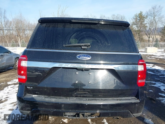 2021 Ford Expedition XLT with VIN 1FMJU1JT4MEA19985, listed as a IAAI auction lot 41198986 with 65,894 mi miles. Bid and sale history available at carsss.com. Image 17.