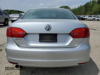 2012 Volkswagen Jetta S с VIN 3VW1K7AJ3CM353619, выставлен на аукционе Copart как лот 53984285 с пробегом 132 382 миль миль и Списание • Salvage title. История ставок и продаж доступна на DreamBid. Изображение 6.