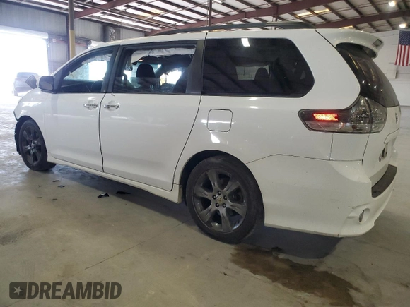 2015 Toyota Sienna SE with VIN 5TDXK3DC8FS662302, listed as a Copart auction lot 57995425 with 181,379 mi miles and Salvage title. Bid and sale history available at DreamBid. Image 2.