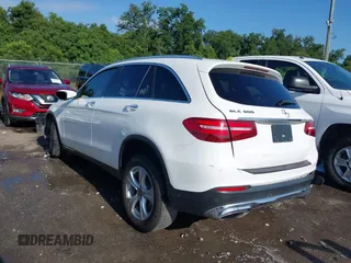 2018 Mercedes-Benz GLC 300 z VIN WDC0G4JB0JV101329, wystawiony jako IAAI lot #42671745 z przebiegiem 156 615 mil mil oraz . Historia ofert i sprzedaży dostępna na DreamBid. Obrazek 3.