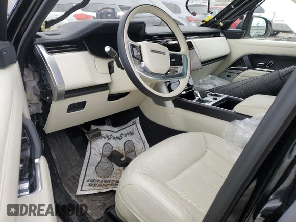 2023 Land Rover Range Rover SE z VIN SALKP9E72PA084611, wystawiony jako Copart lot #52791615 z przebiegiem Nie podano mil oraz Szkoda całkowita • Salvage title. Historia ofert i sprzedaży dostępna na DreamBid. Obrazek 8.