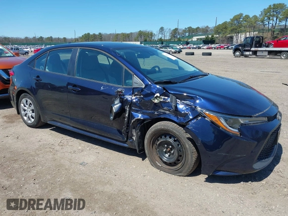 2022 Toyota Corolla LE with VIN 5YFEPMAE8NP320053, listed as a IAAI auction lot 42020183 with 6,673 mi miles and . Bid and sale history available at carsss.com. Image 1.