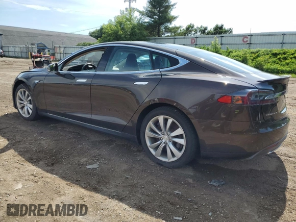 2014 Tesla Model S 60 with VIN 5YJSA1H17EFP31977, listed as a Copart auction lot 62521525 with Not provided miles and Clean title. Bid and sale history available at DreamBid. Image 2.