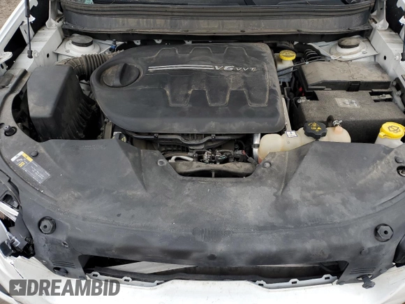 2019 Jeep Cherokee Latitude Plus with VIN 1C4PJLLX3KD300889, listed as a Copart auction lot 45118185 with 87,716 mi miles and Salvage title. Bid and sale history available at DreamBid. Image 12.