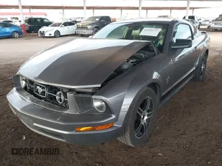2007 Ford Mustang Deluxe with VIN 1ZVHT80N775234974, listed as a IAAI auction lot 42029377 with 227,856 mi miles. Bid and sale history available at carsss.com. Image 17.
