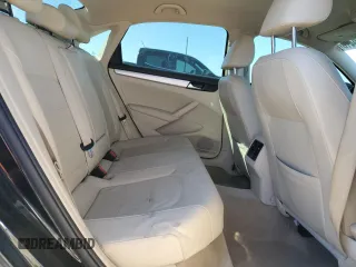 2013 Volkswagen Passat SE with VIN 1VWBH7A30DC130963, listed as a Copart auction lot 47929415 with 176,137 mi miles and Salvage Title. Bid and sale history available at carsss.com. Image 10.