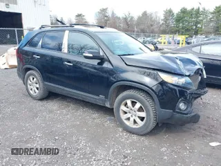2012 Kia Sorento LX with VIN 5XYKTDA64CG259082, listed as a IAAI auction lot 42012153 with 162,383 mi miles. Bid and sale history available at carsss.com. Image 1.