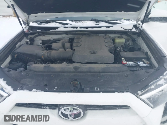 2018 Toyota 4Runner SR5 with VIN JTEBU5JR9J5519118, listed as a IAAI auction lot 41622686 with 92,178 mi miles. Bid and sale history available at carsss.com. Image 10.