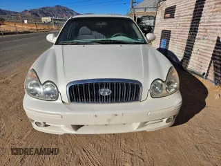 2004 Hyundai Sonata with VIN KMHWF25H54A044915, listed as a Copart auction lot 42796205 with 191,708 mi miles and Clean Title. Bid and sale history available at carsss.com. Image 1.