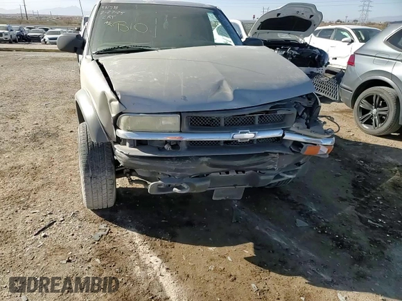 2002 Chevrolet S-10 LS with VIN 1GCCT19W628153388, listed as a Copart auction lot 47499415 with 171,329 mi miles and Salvage Title. Bid and sale history available at carsss.com. Image 11.