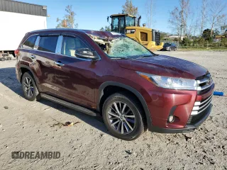 2018 Toyota Highlander SE z VIN 5TDKZRFH9JS238704, wystawiony jako Copart lot #74180764 z przebiegiem 96 037 mil mil oraz Szkoda całkowita • Salvage title. Historia ofert i sprzedaży dostępna na DreamBid. Obrazek 4.