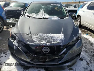 2025 Nissan LEAF S with VIN 1N4AZ1BVXSC560303, listed as a Copart auction lot 45172565 with 6,902 mi miles and Salvage Title. Bid and sale history available at carsss.com. Image 5.