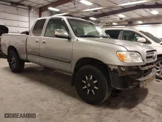2005 Toyota Tundra SR5 with VIN 5TBBT44155S459077, listed as a IAAI auction lot 41622265 with 210,746 mi miles. Bid and sale history available at carsss.com. Image 1.