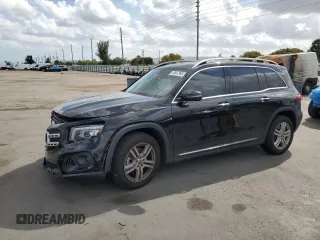 2021 Mercedes-Benz GLB 250 z VIN W1N4M4HB3MW147170, wystawiony jako Copart lot #50847995 z przebiegiem 26 281 mil mil oraz Nie do naprawy • Non repairable. Historia ofert i sprzedaży dostępna na DreamBid. Obrazek 1.
