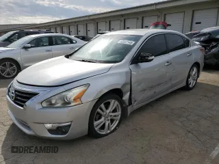 2013 Nissan Altima SL z VIN 1N4BL3AP6DC221786, wystawiony jako Copart lot #53557145 z przebiegiem 138 468 mil mil oraz Szkoda całkowita • Salvage title. Historia ofert i sprzedaży dostępna na DreamBid. Obrazek 1.