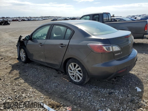 2012 Mazda 3 i Touring z VIN JM1BL1V73C1575378, wystawiony jako Copart lot #50940595 z przebiegiem Nie podano mil oraz Szkoda całkowita • Salvage title. Historia ofert i sprzedaży dostępna na DreamBid. Obrazek 2.