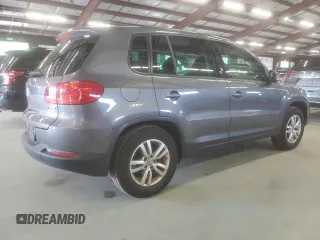 2013 Volkswagen Tiguan SE z VIN WVGBV3AX7DW613495, wystawiony jako Copart lot #59922995 z przebiegiem 224 725 mil mil oraz Czysty tytuł • Clean title. Historia ofert i sprzedaży dostępna na DreamBid. Obrazek 3.