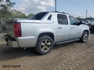 2012 Chevrolet Avalanche LTZ with VIN 3GNMCGE08CG248093, listed as a Copart auction lot 68469134 with 155,844 mi miles and Salvage Title. Bid and sale history available at carsss.com. Image 3.
