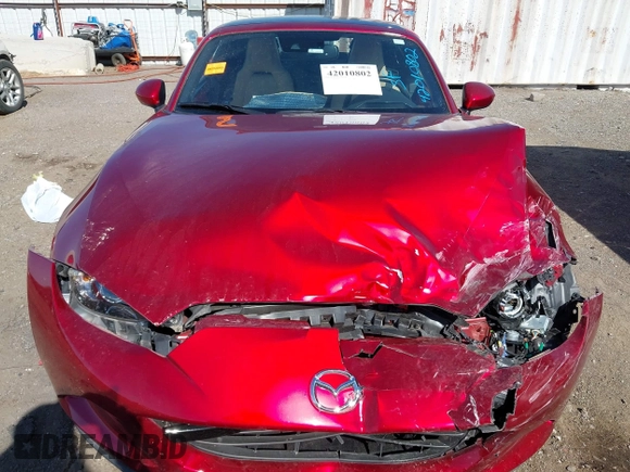2020 Mazda MX-5 Miata Grand Touring z VIN JM1NDAM77L0418499, wystawiony jako IAAI lot #42010802 z przebiegiem 19 588 mil mil oraz . Historia ofert i sprzedaży dostępna na DreamBid. Obrazek 12.