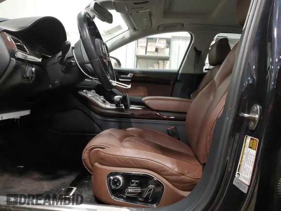 2015 Audi A8 3.0T z VIN WAU3GAFD3FN005842, wystawiony jako Copart lot #44649445 z przebiegiem 181 952 mil mil oraz Czysty tytuł • Clean title. Historia ofert i sprzedaży dostępna na DreamBid. Obrazek 7.
