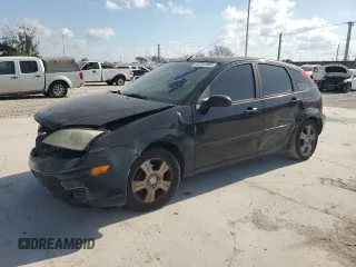 2006 Ford Focus S z VIN 1FAHP37N36W176473, wystawiony jako Copart lot #53781985 z przebiegiem 154 954 mil mil oraz Szkoda całkowita • Salvage title. Historia ofert i sprzedaży dostępna na DreamBid. Obrazek 1.